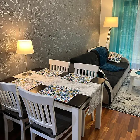 Turkus Apartment *